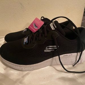 Size 10 black sneakers; memory foam Skechers; wide fit